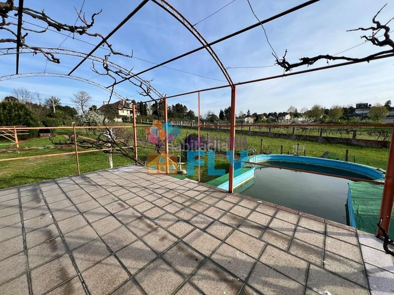 Foto a05035ab-6814-4681-a050-196de1a2bde5. Casa amb calefacció aparcament piscina a Barrocanes Ourense