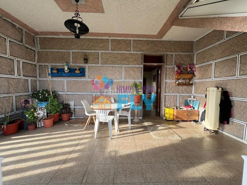 Foto a325e938-7020-437a-8480-782592c87317. Casa amb calefacció aparcament piscina a Barrocanes Ourense