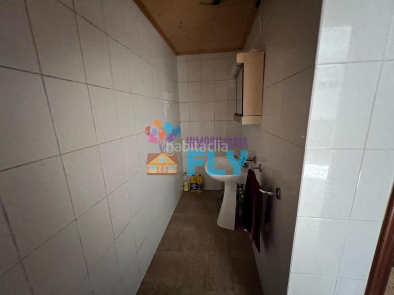 Foto b6ffc29f-2060-4a15-b4e4-915125cbefdf. Casa amb calefacció aparcament piscina a Barrocanes Ourense
