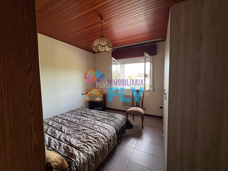 Foto c1a87ce2-57cc-4bab-b2ce-0c221b7e35a0. Casa amb calefacció aparcament piscina a Barrocanes Ourense