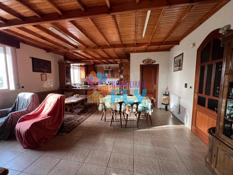 Foto 30a5ecfc-83aa-4809-9a19-4c9173a083c5. House with heating parking pool in Barrocanes Ourense