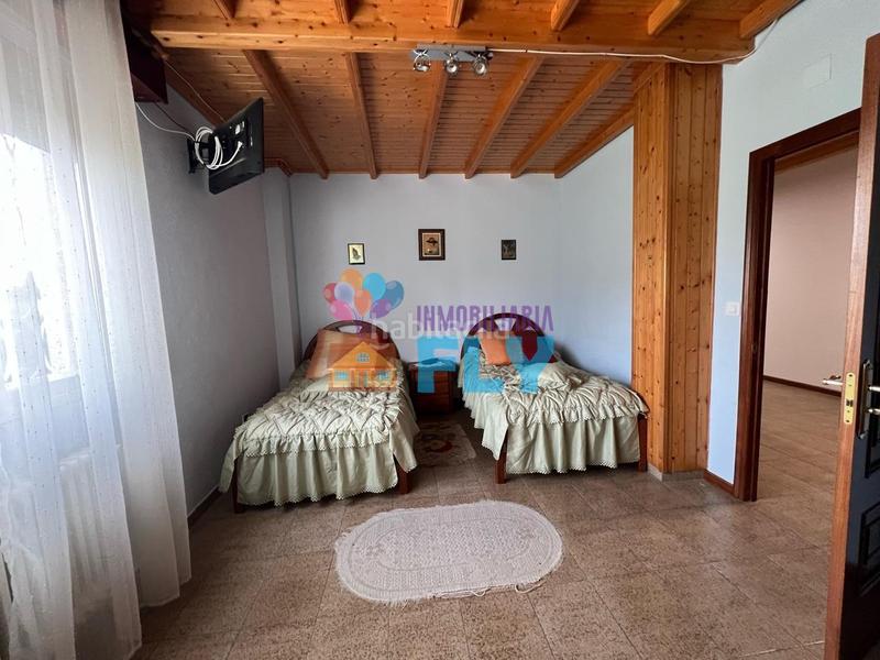 Foto 37f8a898-2443-4b03-8bf9-1ba8bf3e6d38. House with heating parking pool in Barrocanes Ourense
