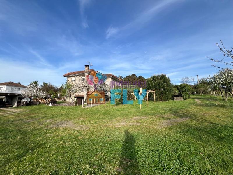 Foto b8afa378-c006-4b4e-abd7-110bcf902a62. House with heating parking pool in Barrocanes Ourense