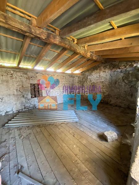 Foto eb3cd813-b9a2-499d-8b73-325491694f51. Haus mit heizung in Taboadela