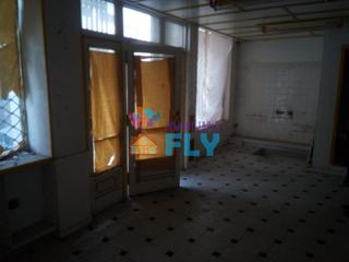 Affitto Locale commerciale in A Ponte