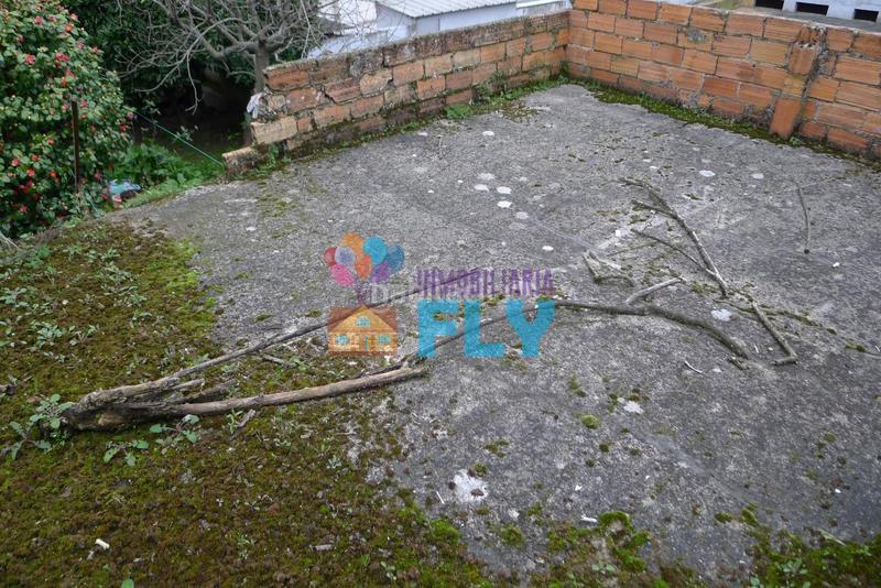 Foto ff859829-ec96-4bca-8c6d-c4edb58bfa33. Terreno residencial en Casco Viejo Ourense
