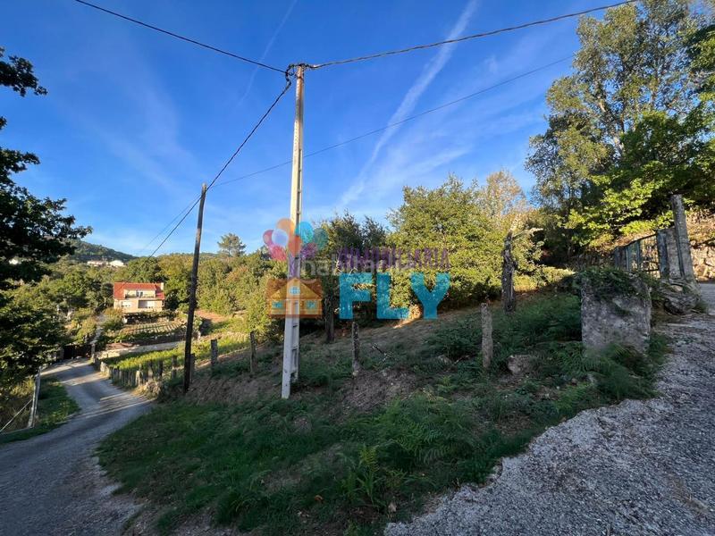 Foto c686187e-4a68-4e2a-83b0-e7e7749d149f. Terreno residenziale in Pereiro de Aguiar (O)