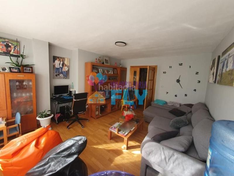 Foto c7788855-29ef-45f0-86b3-1d4007173a02. Flat with heating parking in Barrocanes Ourense