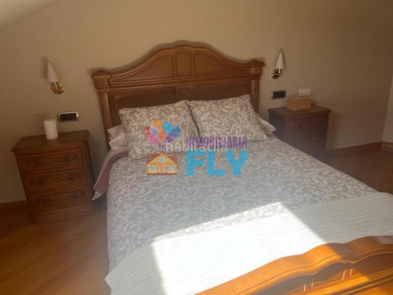 Foto f2cc2a81-8490-41b9-b4d0-1335ee3c5207. Dúplex amb calefacció aparcament a Monforte de Lemos