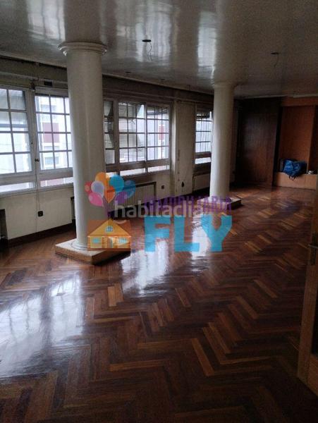 Foto b9af5d73-7f50-4252-8864-00bd45bc62b1. Appartement avec chauffage parking dans Centro Ourense