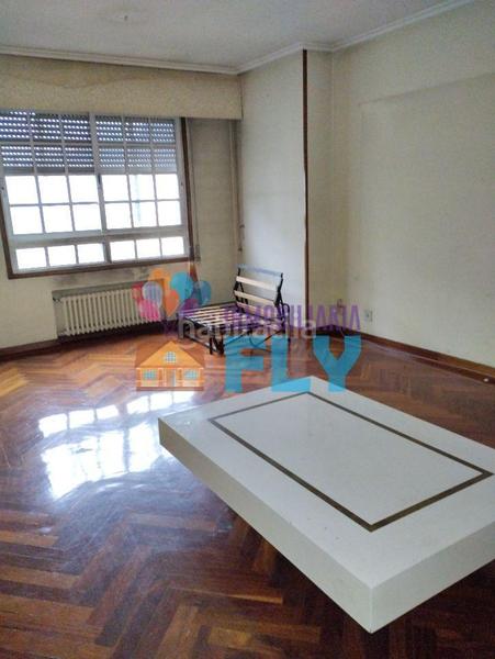 Foto 3df0fcac-22ac-45fb-9d27-bb7e1cdfeb07. Flat with heating parking in Centro Ourense