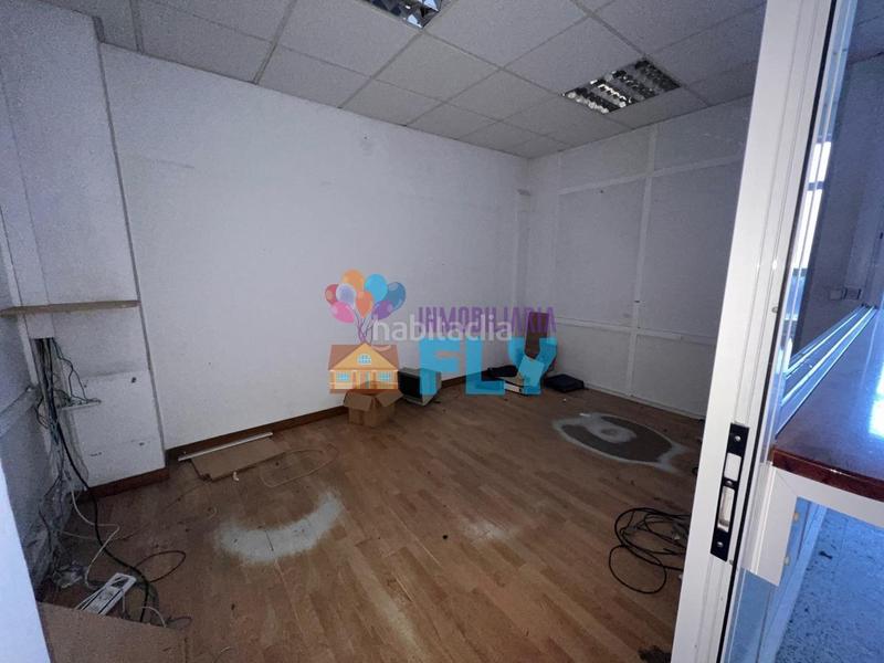 Foto 3f324160-6cce-4018-b162-26927374c624. Local comercial a Plaza España - Corte Inglés Vigo