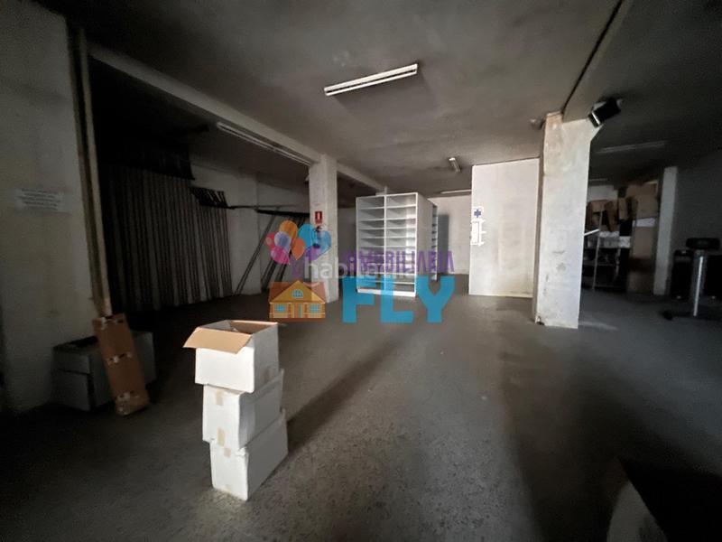 Foto fac7938b-77a8-4ea9-811a-6e39a3cb196b. Local comercial a Plaza España - Corte Inglés Vigo