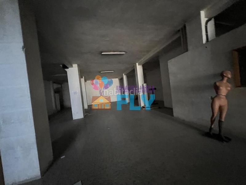 Foto 4e818f7e-0c2b-4468-8e08-f7e24ef0fe4d. Locale commerciale in Plaza España - Corte Inglés Vigo