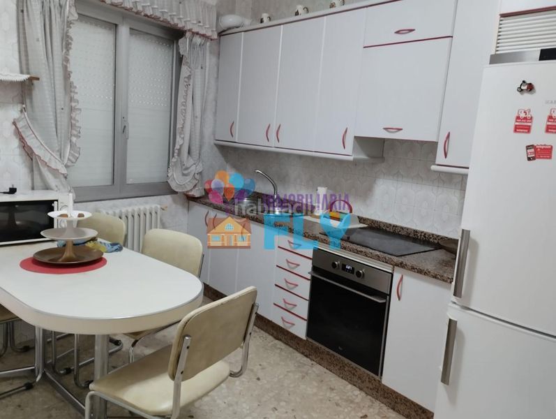 Foto 9fd4e58c-b692-4e0f-abd1-59511cfa73c3. Pis amb calefacció a Universidad Ourense