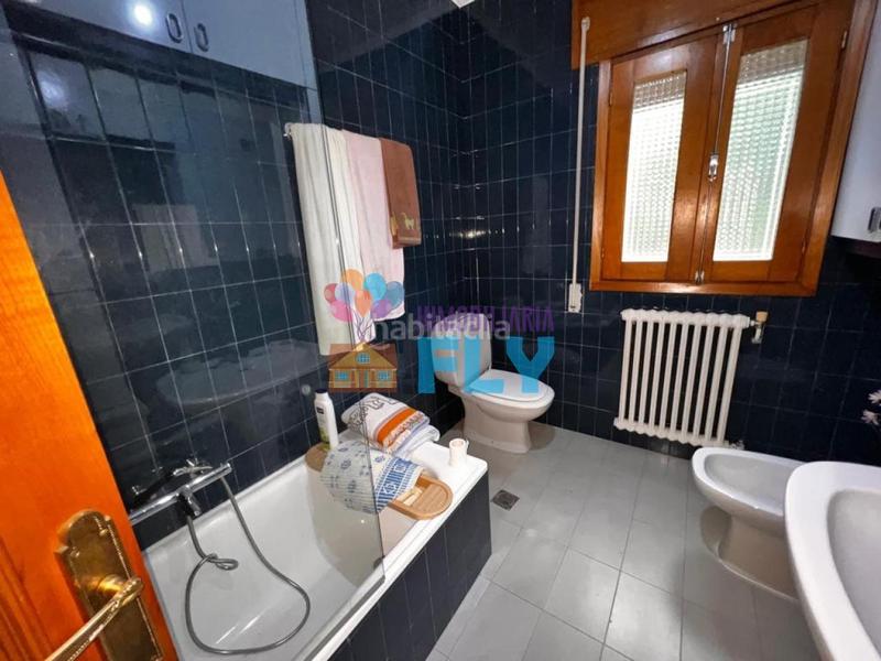 Foto 4edc6fa8-8c0d-44b3-8ade-33589b831c01. Chalet en Coles