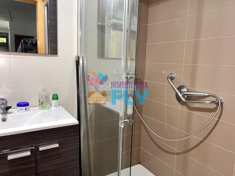 Foto 97740a2f-999d-4041-abd6-2a18e6062970. Chalet en Coles