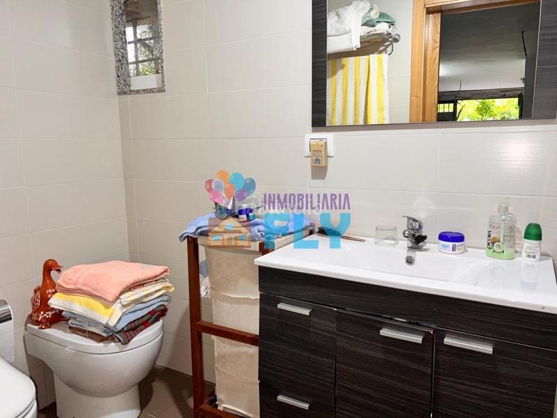 Foto baa2ee3d-7995-45be-b02a-794d964c1266. Chalet en Coles
