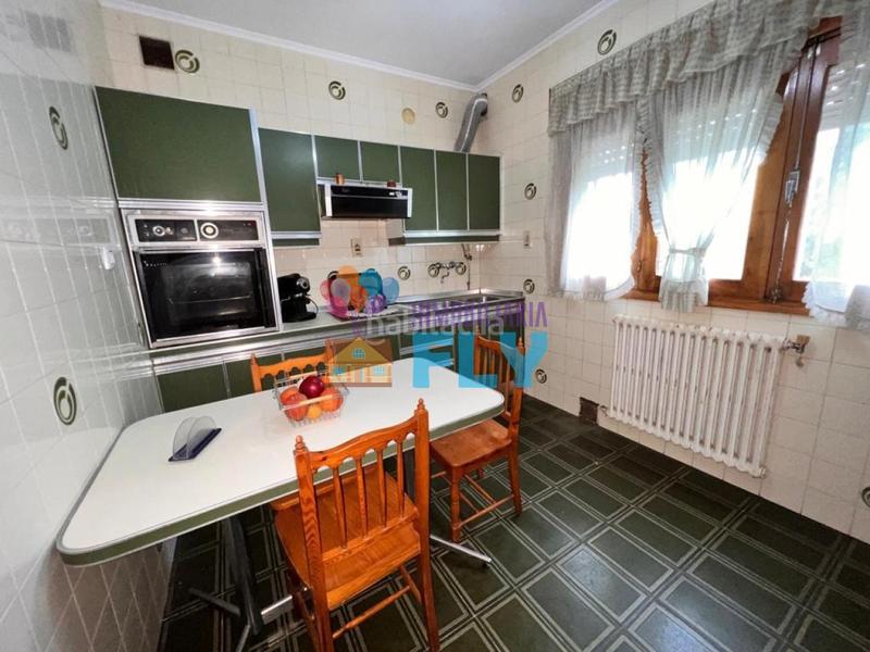 Foto c59ef663-9f6d-450c-a2fa-7a47baf429dd. Chalet en Coles