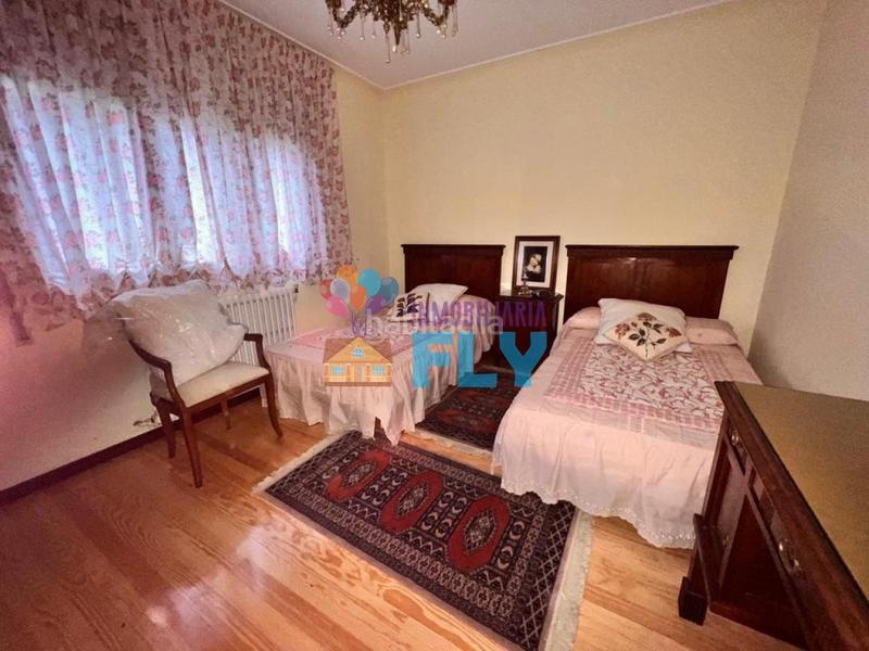 Foto e2a9820e-2724-4df8-bb7c-9d932c4484fb. Chalet en Coles