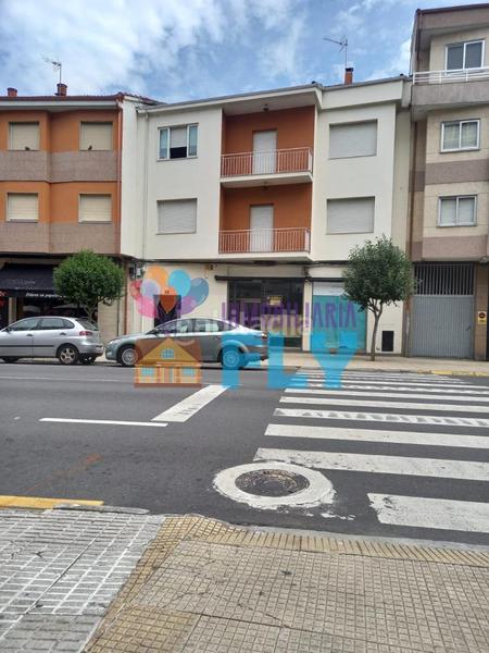 Foto 26c20850-01fc-4b1f-ace4-a6220a04fe86. Edificio in Barbadás