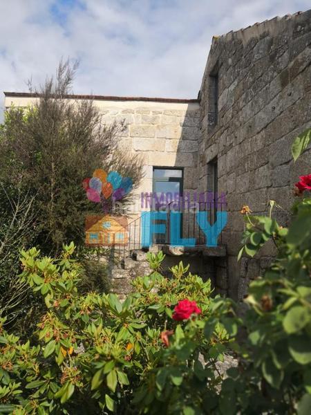 Foto 19d5ba71-45a7-4a32-bdf6-ec10d555f6d7. Casale con parcheggio in Beade