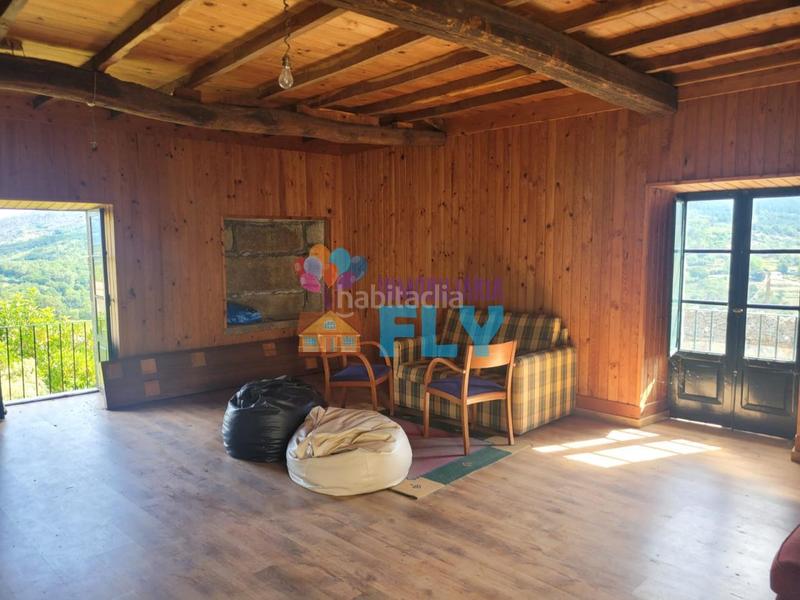 Foto 6c7d4a84-f437-4b79-8e79-c66f66238a8b. Casale con parcheggio in Beade