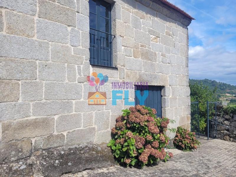 Foto bdb9836d-dee3-4092-a659-a84910ba63d1. Casale con parcheggio in Beade