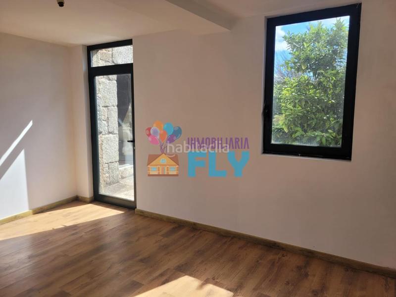 Foto c20b6a6b-1123-4598-9f46-5730dc8a6527. Casale con parcheggio in Beade