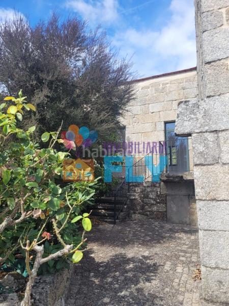 Foto dc711af2-70d8-4ffa-bf5b-0b47edea5f38. Casale con parcheggio in Beade