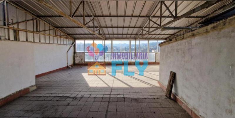 Foto 8d5f1db1-236b-4346-91fb-d3c66b9377b2. Edificio en Universidad Ourense