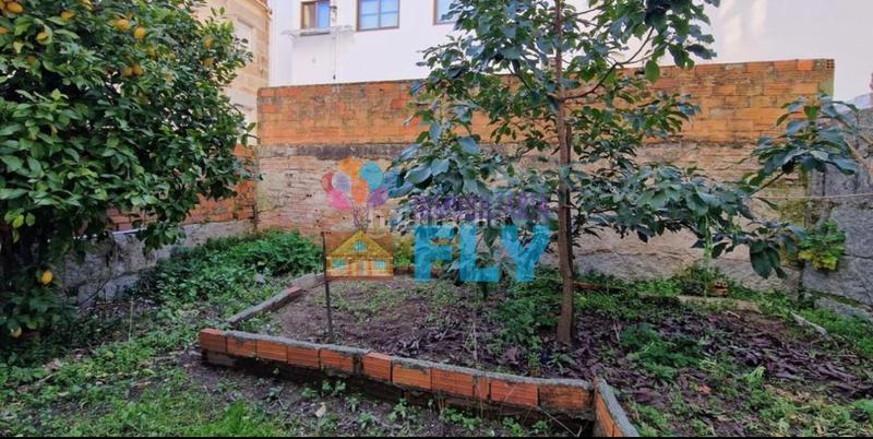 Foto 9fbe82bd-d86a-4be1-9e70-2f198f6fda23. Edifici a Universidad Ourense