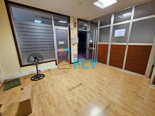 Affitto Locale commerciale in Centro