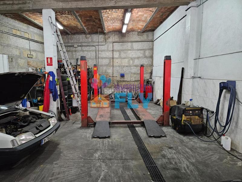 Foto f10dd38a-e248-4652-a16c-4b529d559af0. Locale commerciale in Ventiun Ourense