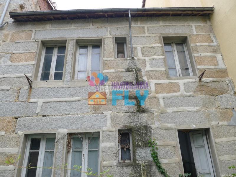 Foto 1c6f6c55-05ec-408c-9572-83d579dfb5f6. Edificio in Universidad Ourense