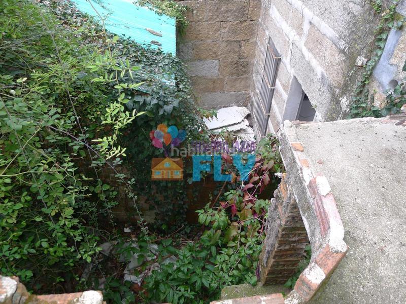 Foto 5bf01e7c-093f-4a90-b83e-a68240b01fac. Edifici a Universidad Ourense