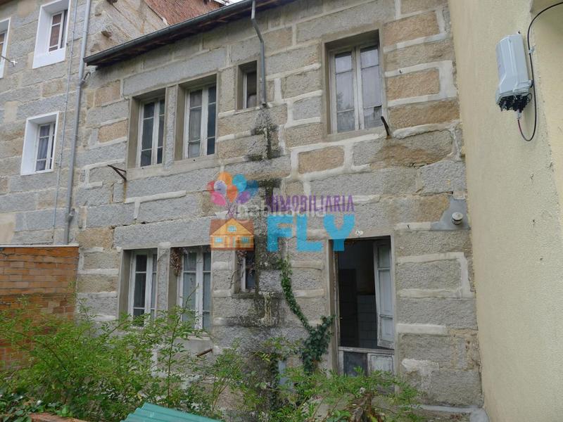 Foto 90ff3301-f328-4ac6-9204-8c7f144d1f87. Edifici a Universidad Ourense