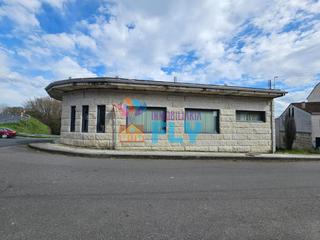 Capannone industriale in Maside
