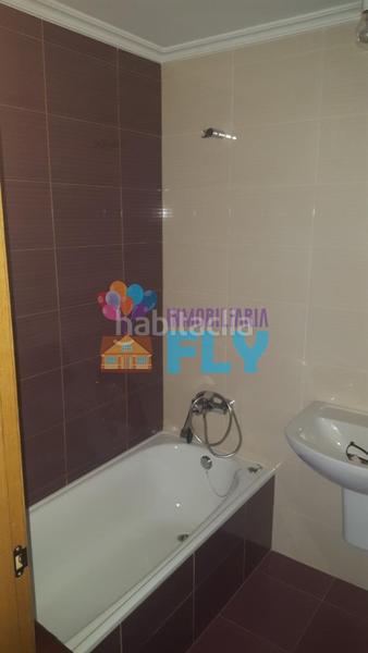 Foto 522343c0-d260-4912-8a08-b6a56ea82710. Piccolo appartamento con riscaldamento parcheggio in Ourense