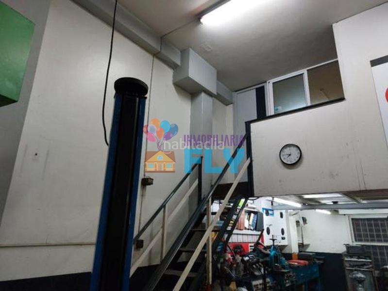 Foto 3df5c281-c6de-4e7b-a3e5-86aa20902328. Local comercial a As Travesas - Balaidos Vigo