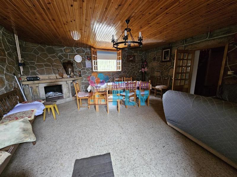 Foto e4ac7d8e-6e67-47c3-8863-7196fcf98ea6. Casa en Vilamarín