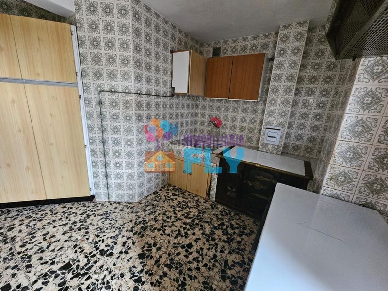 Foto a9617dd0-621d-470b-87c3-a8a5fc1fa36a. Casa amb calefacció aparcament a Nogueira de Ramuín