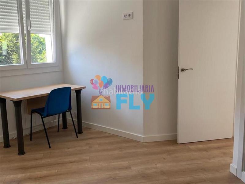 Foto e795d366-bc6d-4885-a413-5686bd1eb453. Casa a schiera con riscaldamento in Aldán Cangas