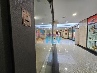 Affitto Locale commerciale in Centro