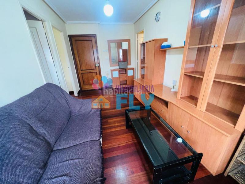 Foto 973f247b-b5af-4df5-8716-ca183f6e9c7a. Lloguer apartament amb calefacció a Universidad Ourense