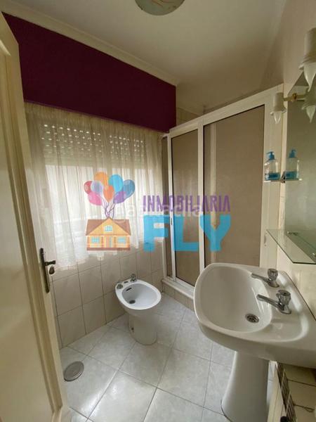 Foto d16cab94-c65e-48cf-ba01-0654cb8e43c9. Rent apartment with heating in Universidad Ourense