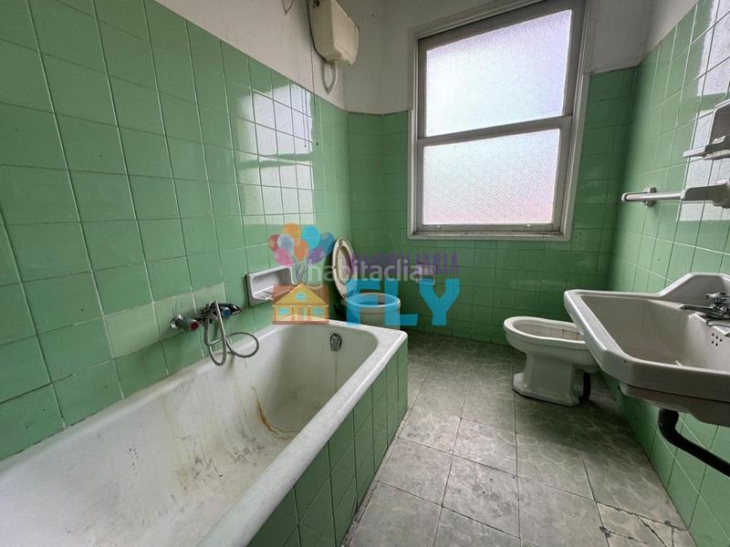 Foto 94f72ed0-9dfd-47d0-af84-54109fc97421. Edificio en Ventiun Ourense