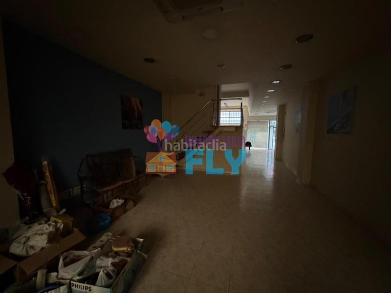 Foto f4e4d197-8fc0-421e-a444-e909f3c17935. Alquiler local comercial en Plaza de la industria Vigo