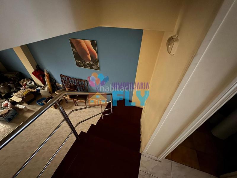 Foto fb0cf75d-fc25-4fae-bc2b-6333c7c2a1be. Alquiler local comercial en Plaza de la industria Vigo