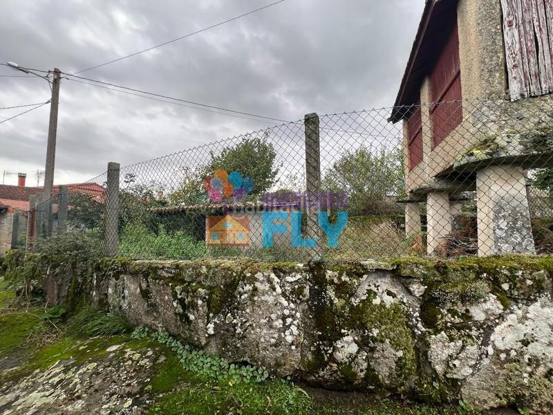 Foto 1c6165ce-16a5-4f44-829f-f9f8f95e88e4. Casa amb aparcament a Pereiro de Aguiar (O)